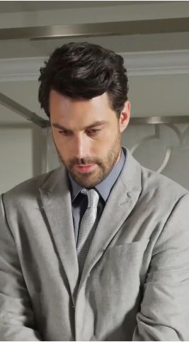 她藏起孕肚離職，禁欲上司急瘋了(全集)